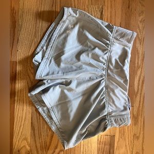 Under armour shorts Size : XS. Speed pocket running shorts. Light grey.